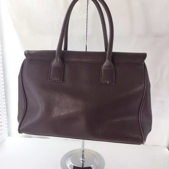 Mat & Nat Vegan faux leather Satchel Bag in brown - Picture 4 of 6